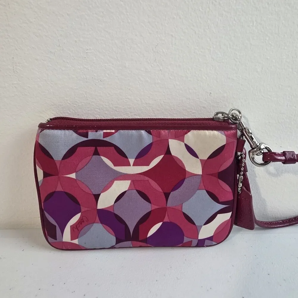 Coach 2000s Y2K Poppy Pink Multi-Pattern Wristlet with Silver Plaque GUC